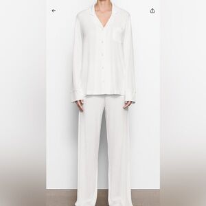 SKIMS NWT! Soft lounge sleep set in marble!